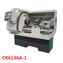 Torno chinês do cnc de Siemens 808D 220v / 380v CK6136A-2